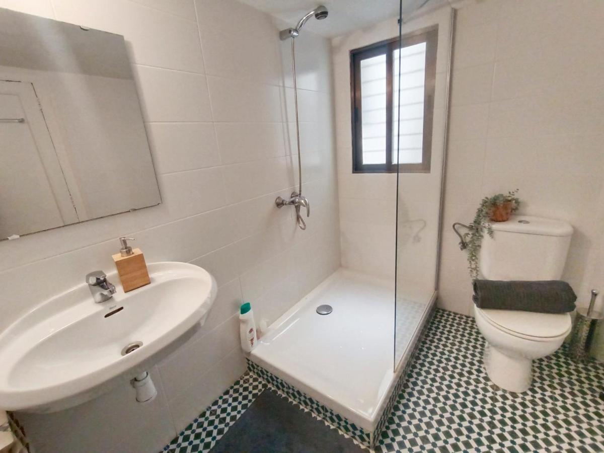By Urquinaona Rooms Barcelona Luaran gambar