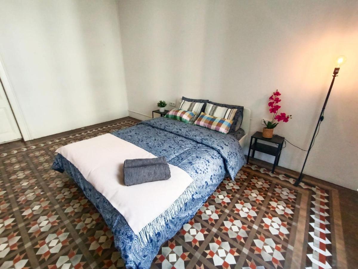 By Urquinaona Rooms Barcelona Luaran gambar
